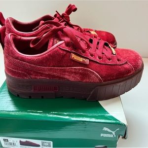 Puma Mayze Velvet - Tibetan Red Womens 9.5